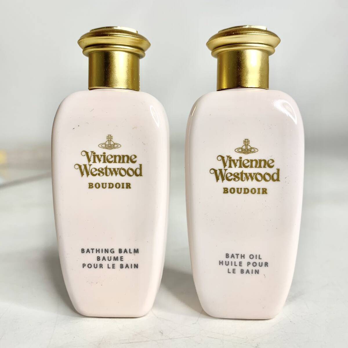 Vivienne Westwoodbdowa-ruko Kett Lee комплект cosme box Vivienne Westwood BOUDOIR COQUETTERIES духи 