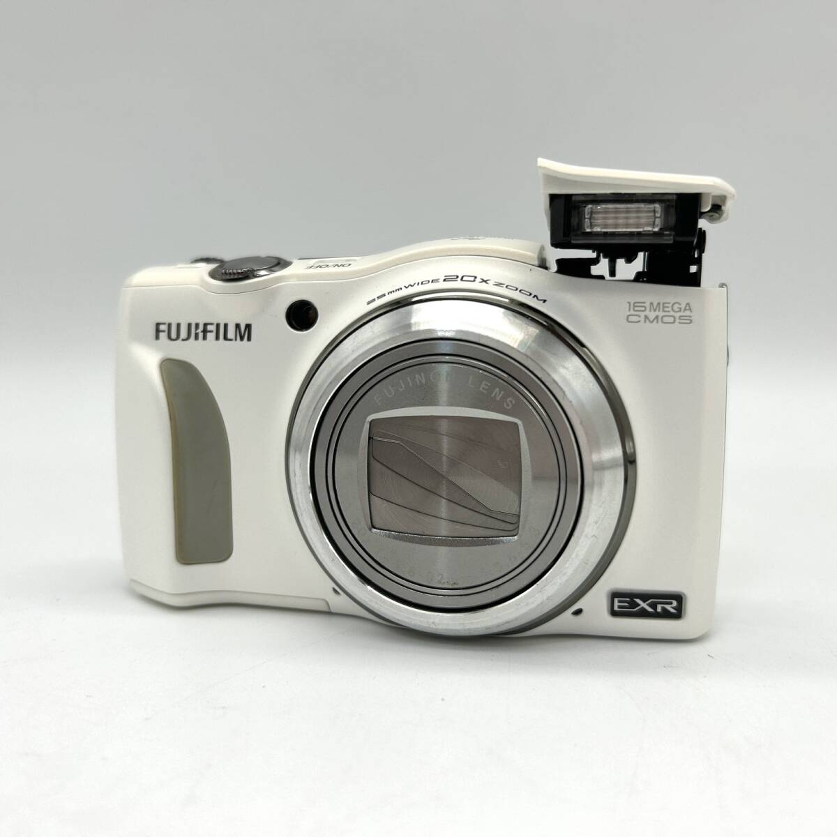 【1円～】富士フイルム FUJIFILM FINEPIX F800EXR デジカメ デジタルカメラ ジャンク 部品どり 中古 Y370_画像1