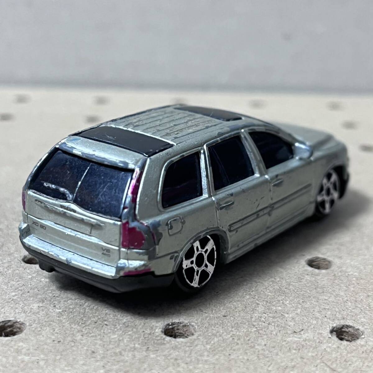 トミカサイズ　マイスト　ボルボXC90 ルース_画像2