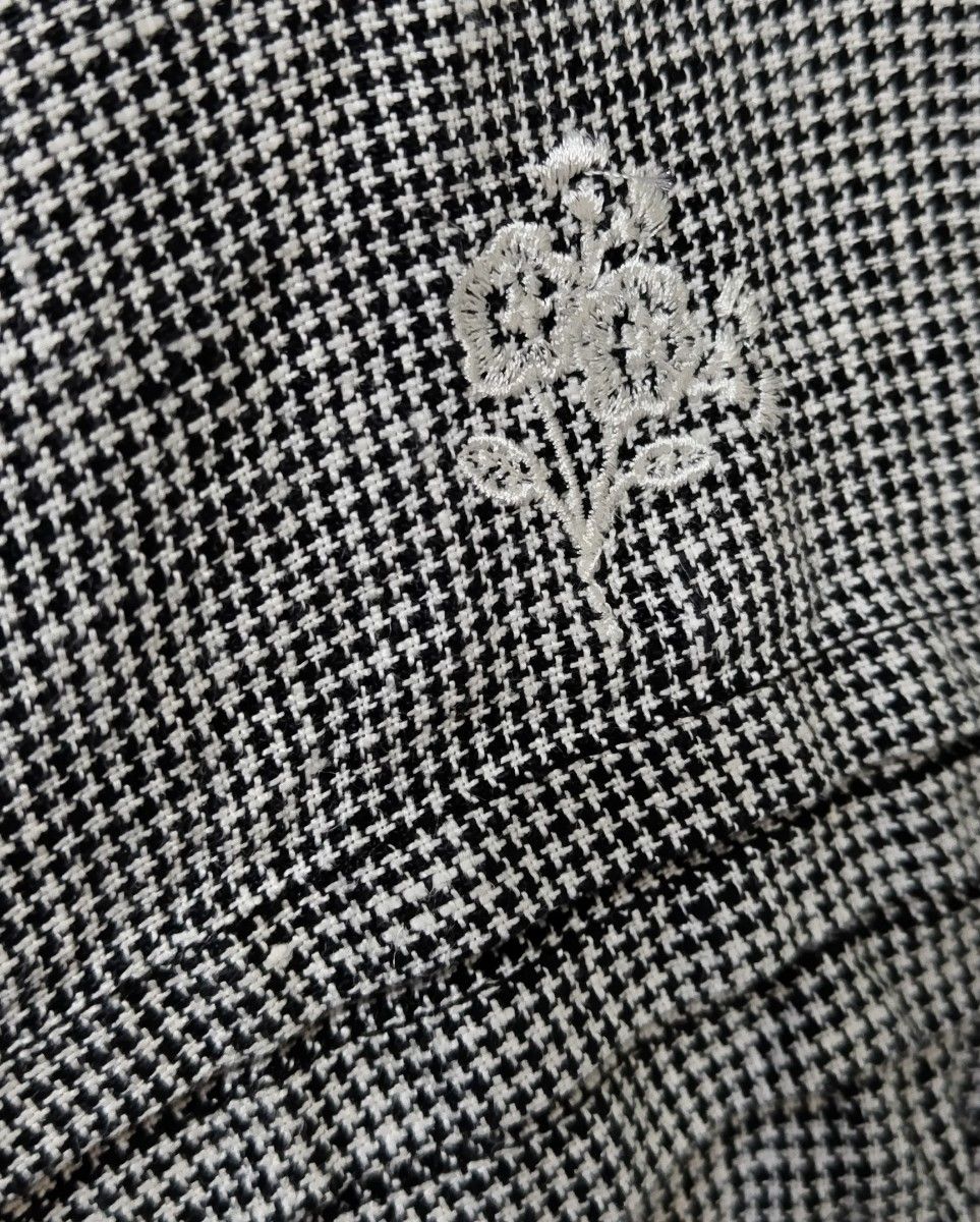 ツハル TSUHARU by SM2サマンサモスモス　オンライン限定　リネン　レースワンピース/小花刺繍　新品　ブオフホワイト