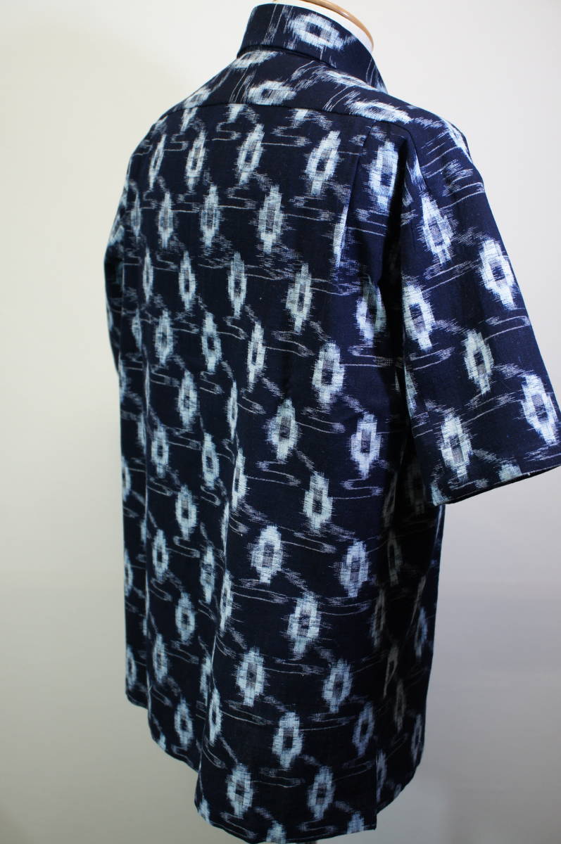 【加寿利】絣　藍染 半袖 釦ダウン メンズ　M サイズ　着物リメイク 　アロハシャツ_画像6