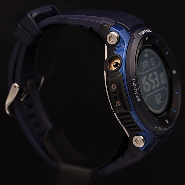 1円 稼働 良品 カシオ スマートウォッチ プロトレック QZ WSD-F30 デジタル文字盤 充電式 充電器付き メンズ腕時計 KMR 0716100 3BGTの画像2