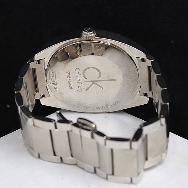 1円 稼動 良品 カルバンクライン K2F 211 QZ シルバー文字盤 デイト メンズ腕時計 KTR 2147000 4NBG1の画像4