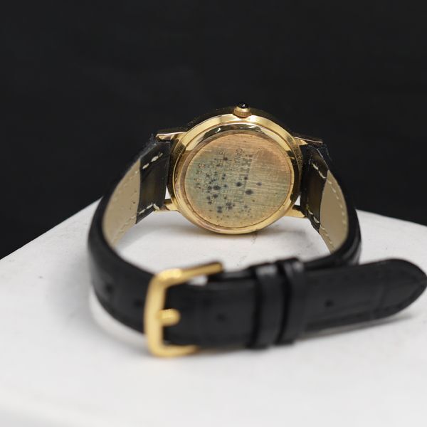 1円 稼働 QZ 良品 999.9 FINEGOLD HILTON HQ-9506L コインウォッチ 石付 ゴールド文字盤 レディース腕時計 KRK 2147000 4NBG1の画像4