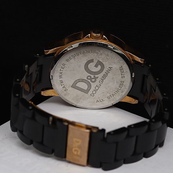 1 jpy operation Dolce and Gabbana QZ black face day date men's wristwatch KTR 0561000 3ERT