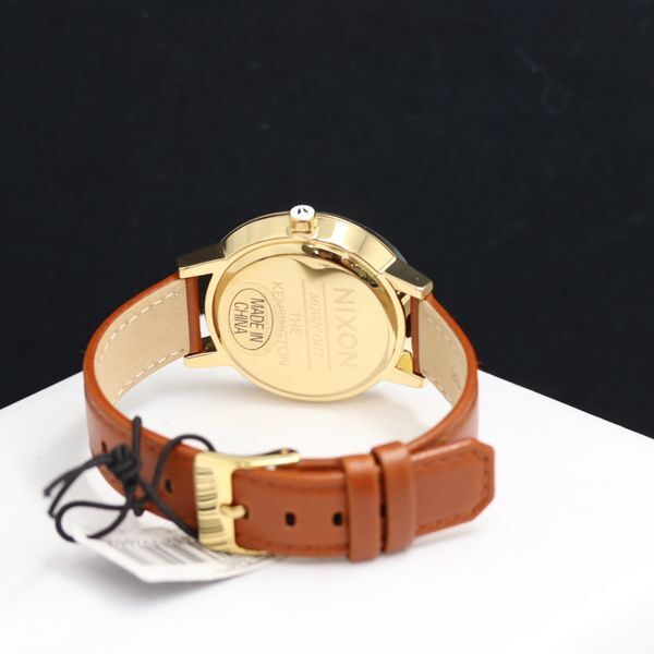 1 иен с ящиком работа не использовался товар Nixon A108 1425 QZ kensington кожа серебряный циферблат обычная цена примерно Y19,000 женские наручные часы 2000000 NSK MTM