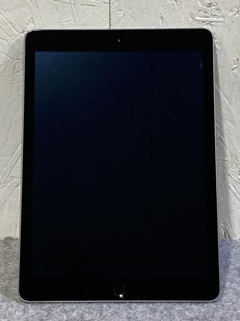ジャンク品 Apple iPad 9.7インチ 第5世代 Wi-Fiモデル 32GB MP2F2J/A スペースグレイ A1822 指紋認証 Retinaディスプレイ搭載/40の画像2
