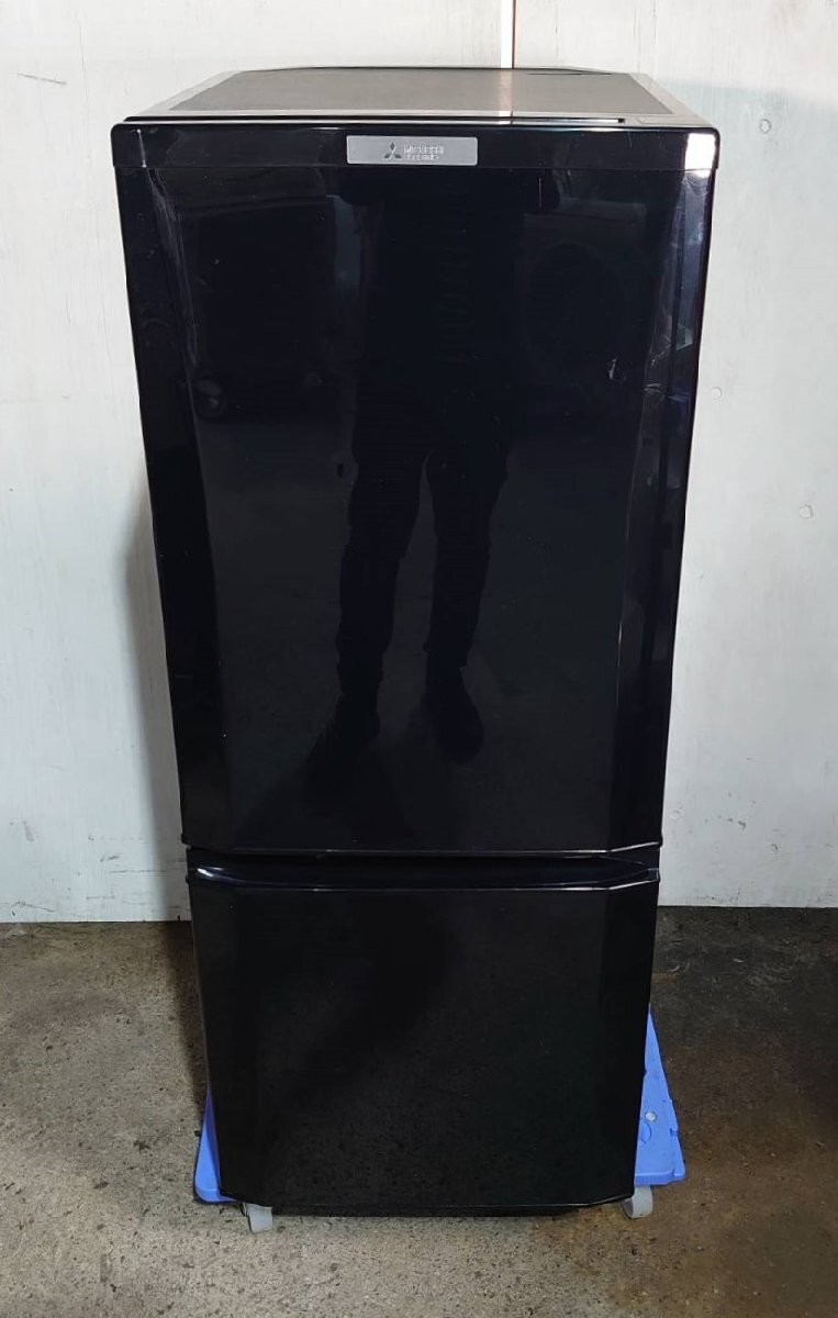 【大阪/岸和田発 格安自社便】MITSUBISHI/三菱 2ドア冷凍冷蔵庫 MR-P15E-B 146L 耐熱トップテーブル 全段ガラスシェルフの画像1