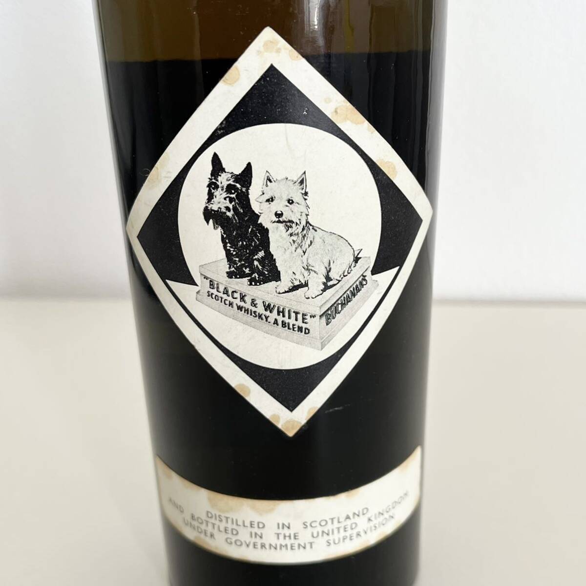 BLACK & WHITE ブラック ＆ ホワイト ティンキャップ スコッチ ウイスキー 未開封 古酒 旧ボトル 43度　760ml_画像9