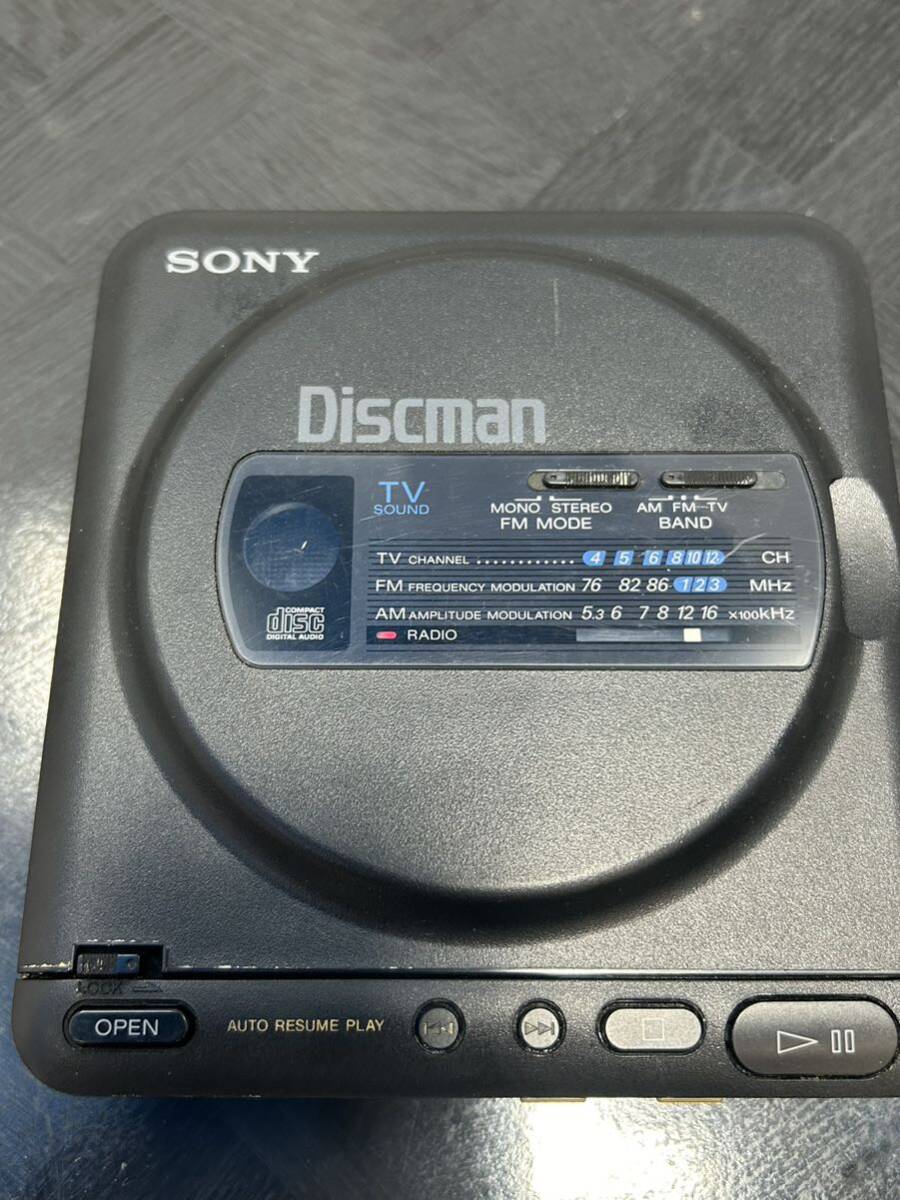 SONY Discman D -T20 TV/FM/AM/CD プレーヤー 中古品_画像2