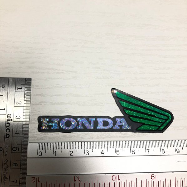 1点 ホンダ Honda カブ ウィング ステッカー ラメ入り 右向き バイク 車　S70_画像2