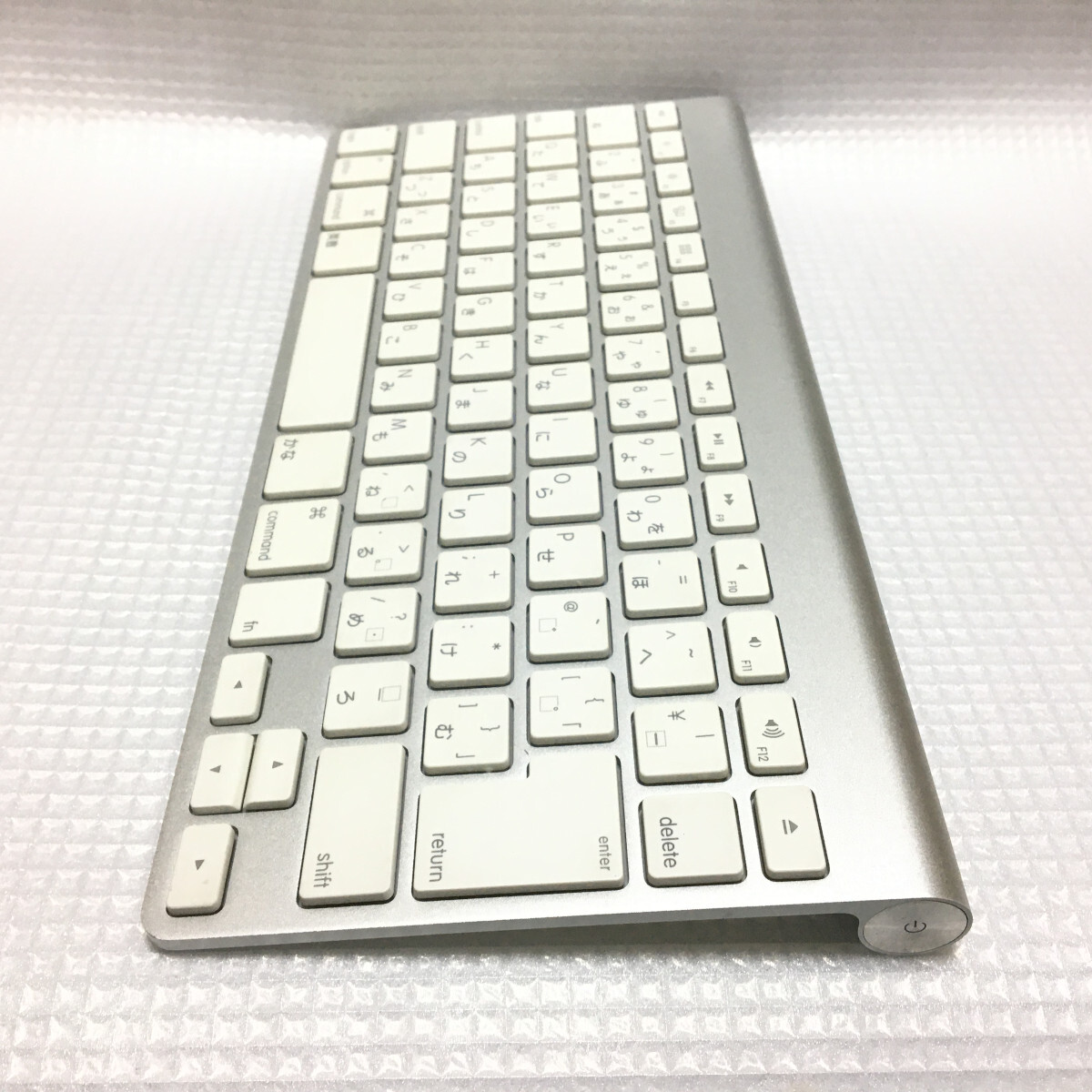 ■ Apple 純正品 bluetooth ワイヤレス キーボード A1314 動作確認済 送料無料 アップル MC184J/A 無線 Wireless Keyboard iPhone iPad_画像4