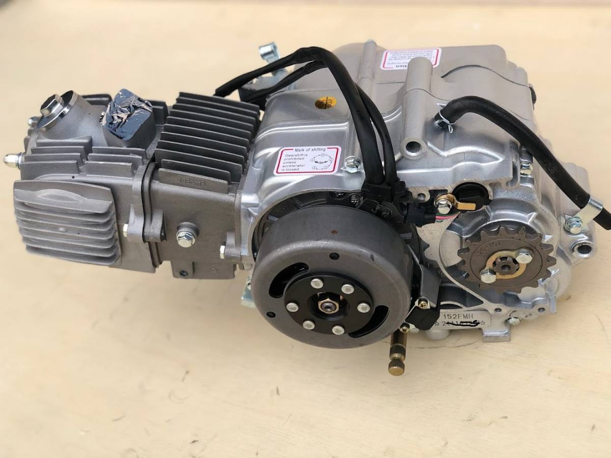 新品 110CCマニュアルクラッチエンジン カブ モンキー ゴリラ DAX シャリー ATV 修理交換 12V キャブレター付属品 キック式の画像6