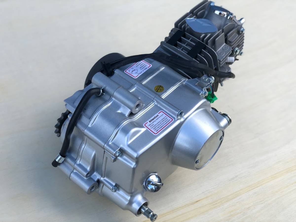 新品未使用125CCマニュアルクラッチエンジン カブ モンキー ゴリラ DAX シャリー ATV 修理交換用 12V キャブレター等付属品 キック式 の画像4