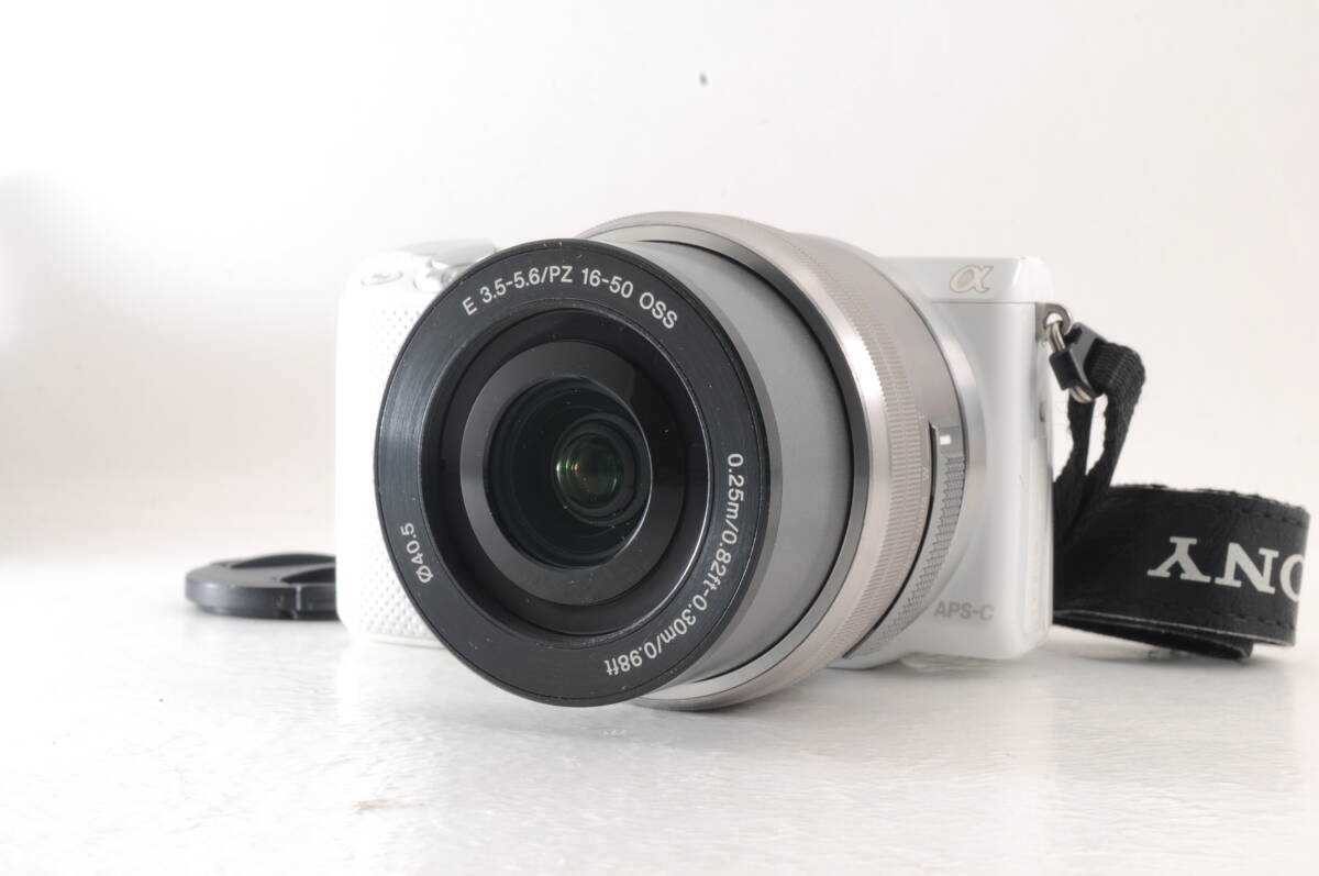 動作品 ソニー SONY α NEX-5T レンズ 16-50mm f3.5-5.6 PZ OSS SELP1650 白 ホワイト ミラーレス一眼カメラ 管GG2938_画像1