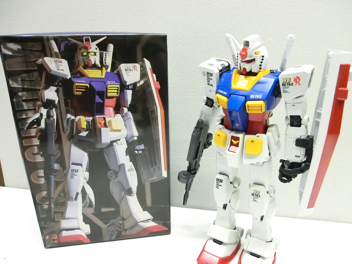 玩具祭 バンダイ ガンダム パーフェクトグレード RX-78-2 ③ 中古 プラモデル コレクション BANDAI PERFECT GRADE GUNDAM Ver.1.0_画像2