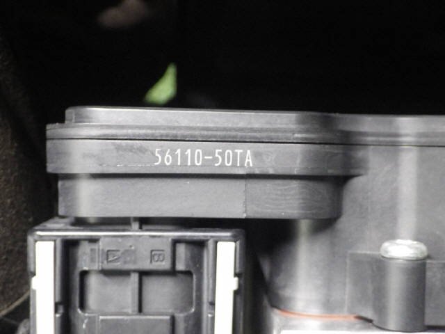 NV350キャラバン LDF-VW2E26 ABSアクチュエーター ユニット 47660-3XA6A [ZNo:05000564]_画像3