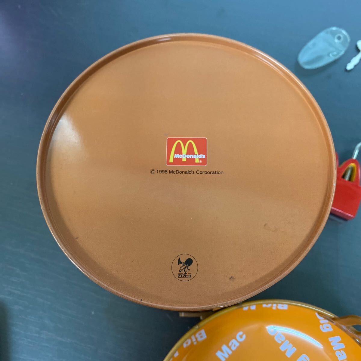  McDonald's big Mac Big Mac savings box . gold can rare 1998 that time thing retro McDonald Bick Mac tin plate Daiwa toy Vintage 
