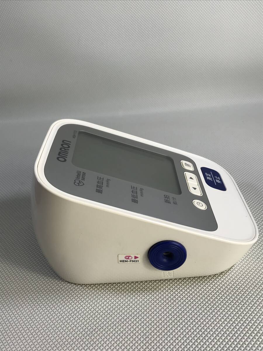 S4700◇OMRON オムロン 自動電子 血圧計 上腕式血圧計 HEM-7132【保証あり】240402_画像5