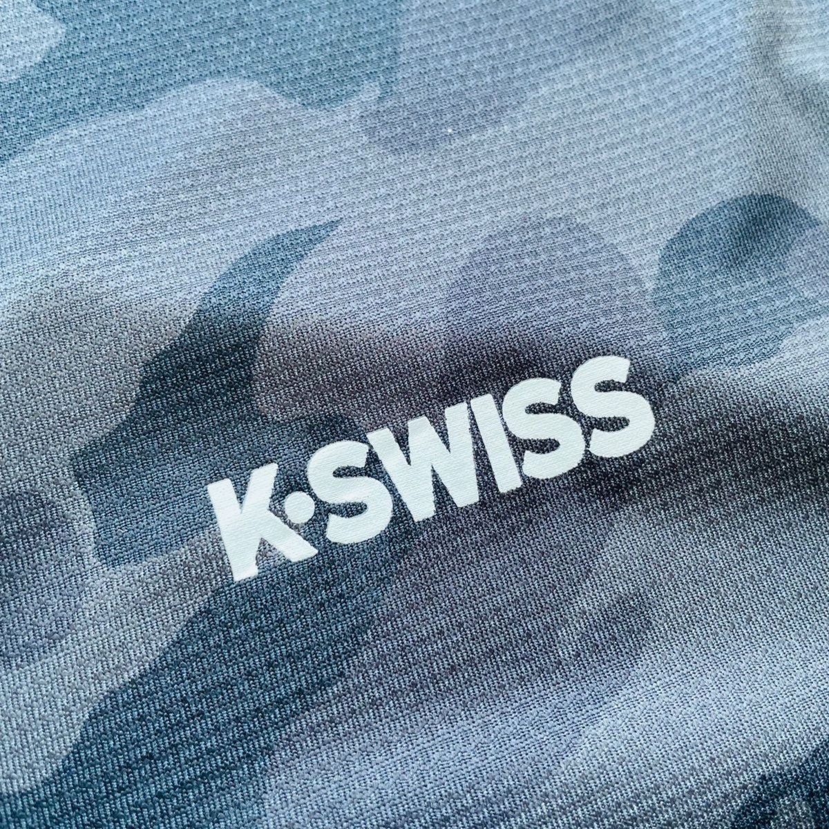 K-SWISS ケースイス　長袖シャツ　フルジップ　吸汗速乾　UVカット　消臭　スポーツウェア　ブラック　LL メンズ　カモフラ