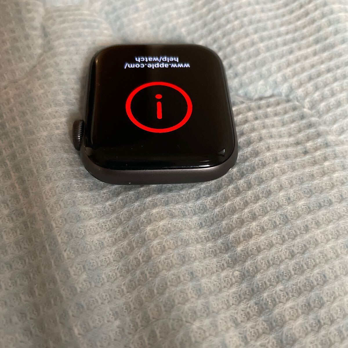 Apple Watch Nike アップルウォッチ Series 4 GPS+Cellularモデル 44mm A2008 ジャンクの画像4