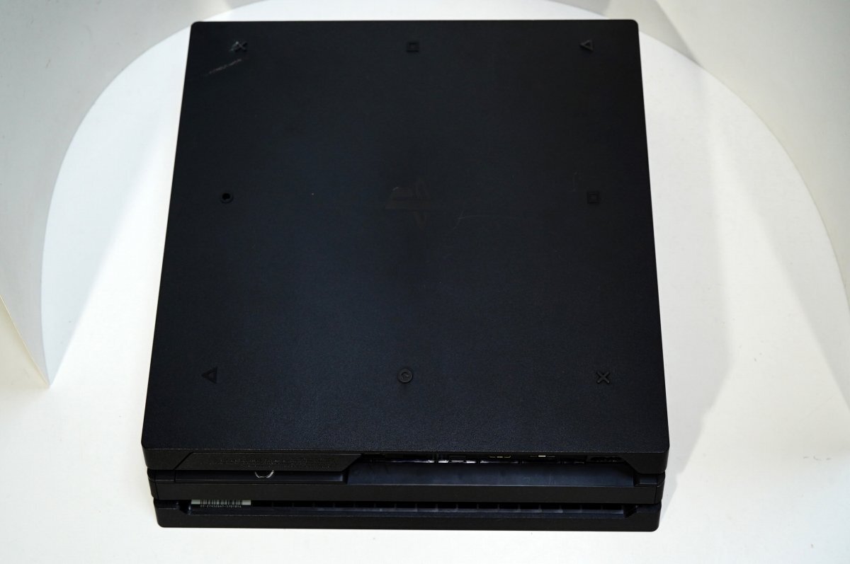 1円 SONY PS4 Pro 1TB プレイステーション4 CUH-7200B PlayStation4 Pro 中古美品 箱付き 作動OK 迅速対応の画像3