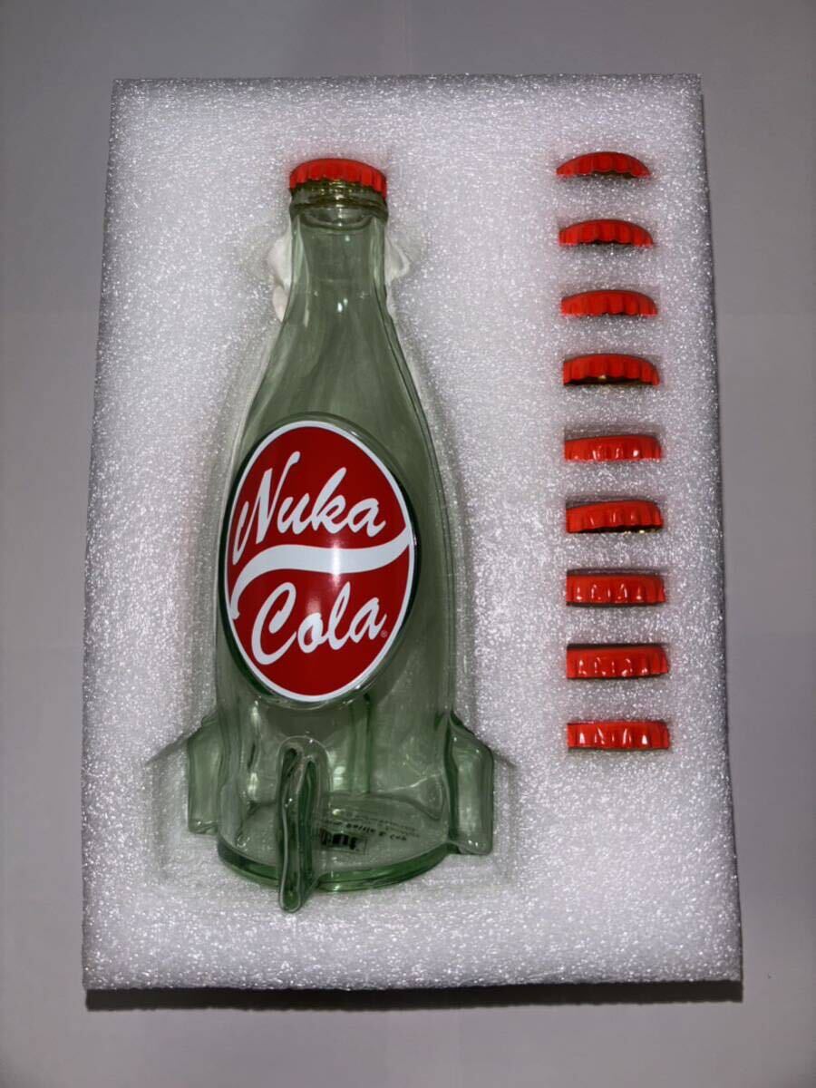 フォールアウト fallout ヌカコーラのガラスボトルとボトルキャップ ベセスダオフィシャル の画像2