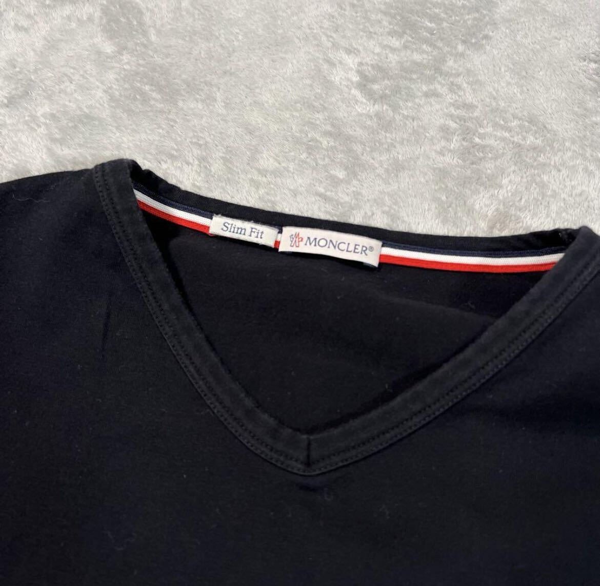 1円 極美品 MONCLER モンクレール マグリア Vネック 黒 半袖Tシャツ XLサイズ ブラック の画像2