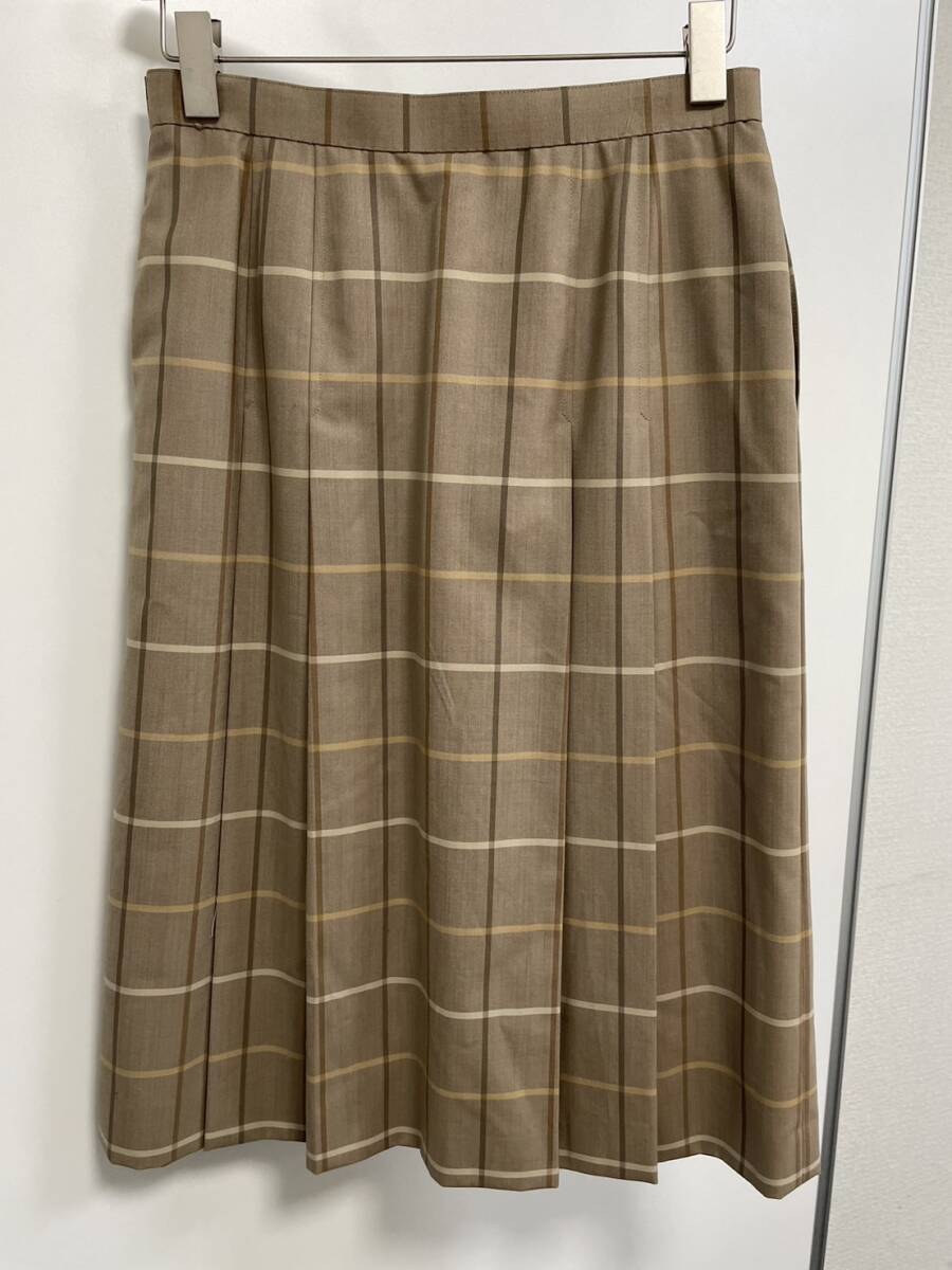 H04021 BURBERRYS юбка в складку бежевый 11AR