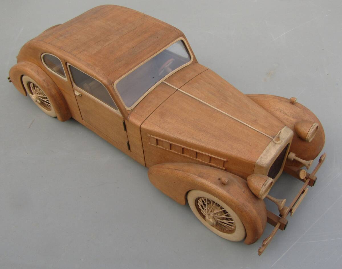 【高品質】 天】ハンドメイド 木製のロールスロイス ベントレー 1/10 自動車