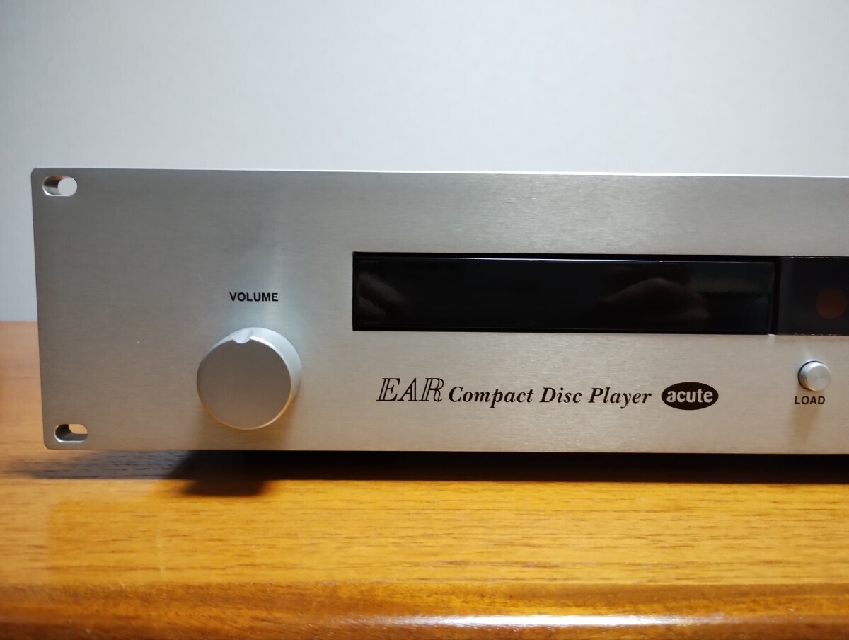 【美品】EAR Acute CD Player 管球式プリアンプ付CDプレーヤー パラヴィチーニ氏デザイン