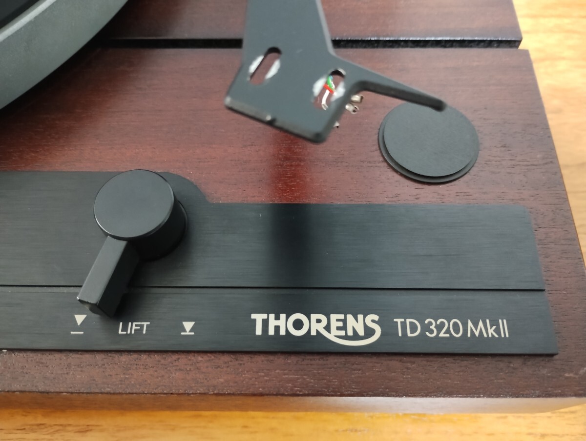 【外観状態良】Thorens TD320MkII TP90 トーレンス レコードプレーヤー_画像9
