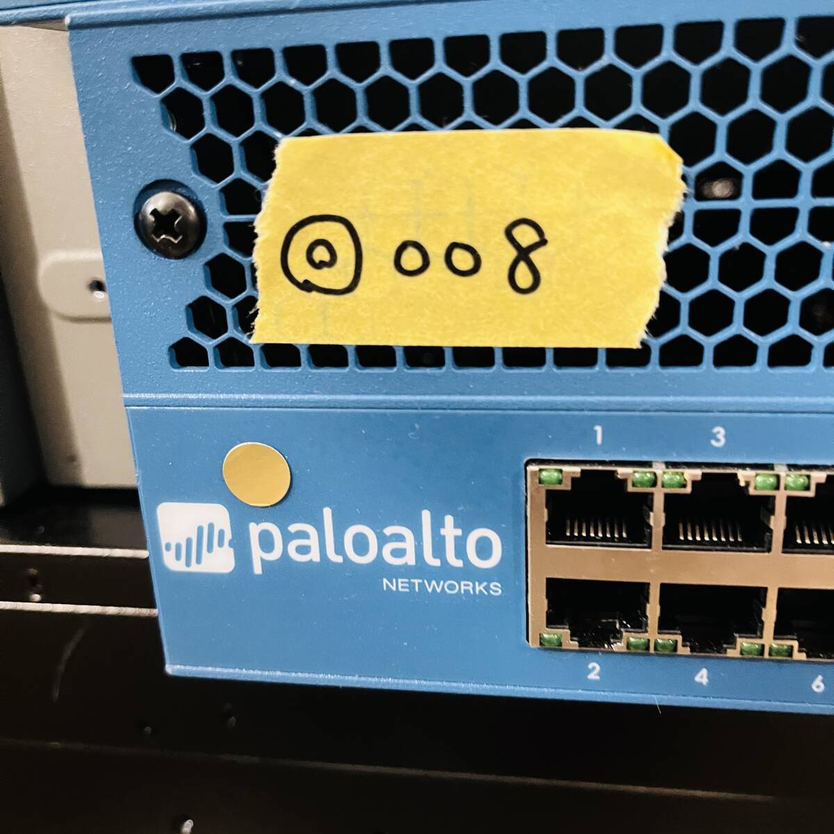 ◎008【通電OK】 Palo alto PA-3220 ファイアウォール FW セキュリティ ルーティング IPv6 IPsec VPN VLAN パロアルト ネットワークの画像1