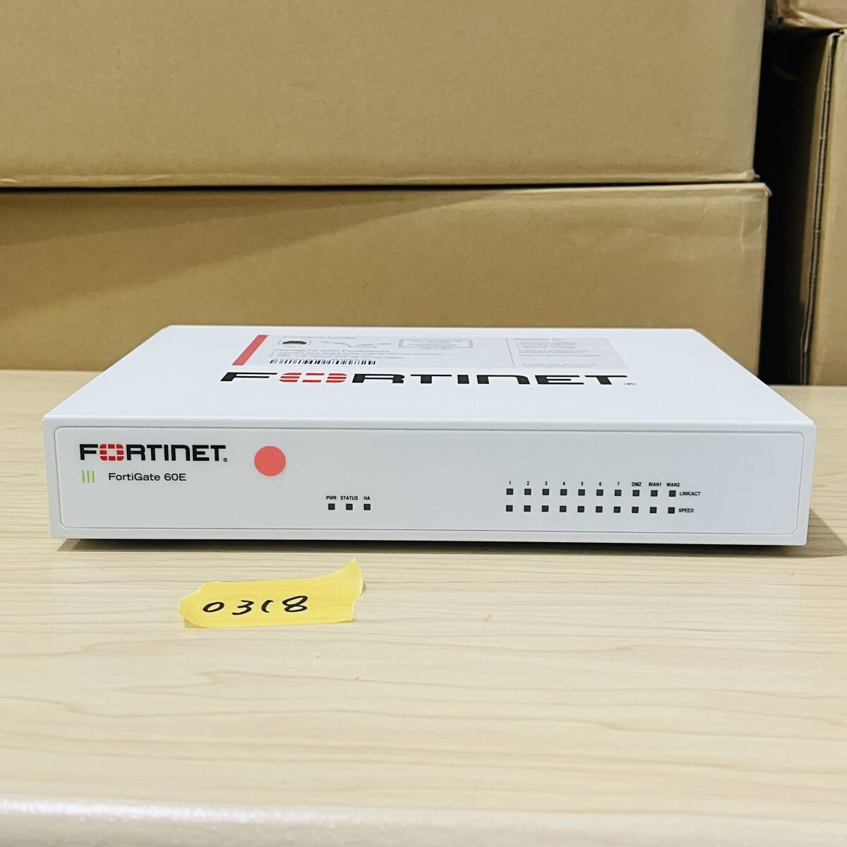 〇318 Fortinet FortiGate 60E ファイアウォール FW セキュアSD-WAN セキュリティ フォーティネット 統合脅威管理 省スペースUTM_画像2