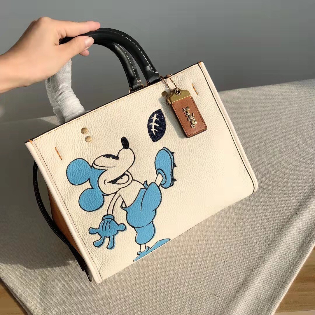 新品 コーチ COACH Disney ディズニーコラボ トートバッグショルダーバッグ ハンドバッグ 6166 レディース コーチ アウトレット品_画像2