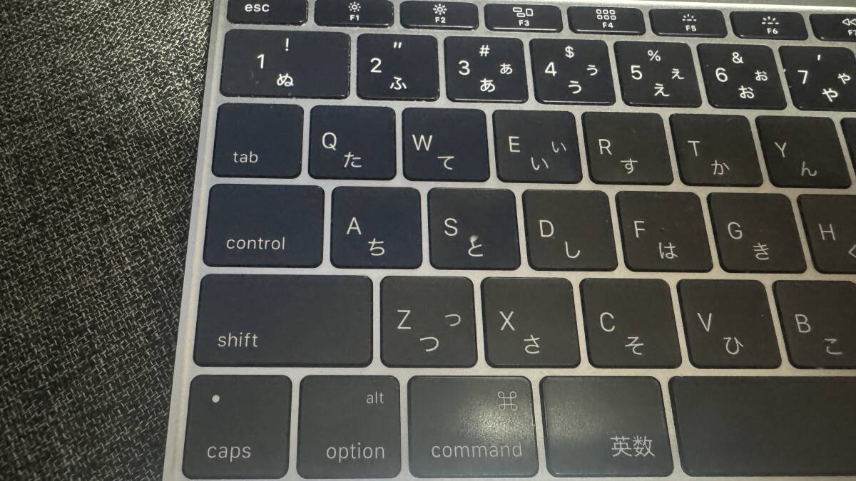 MacBook 12インチ 2016 Core m5/8GB/512GB Windows11（Bootcamp済）_画像6