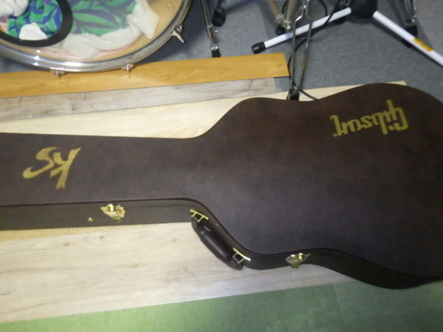  Gibson Gibson Saito Kazuyoshi Kazuyoshi Saito signature акустическая гитара J-45ADJ новый товар не использовался, включая доставку..