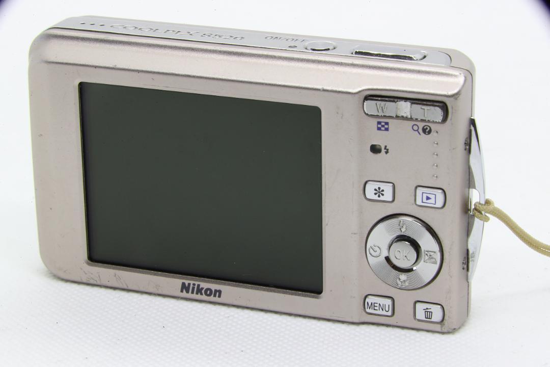 【C2037】Nikon COOLPIX S520 ニコン クールピクス シルバーの画像6