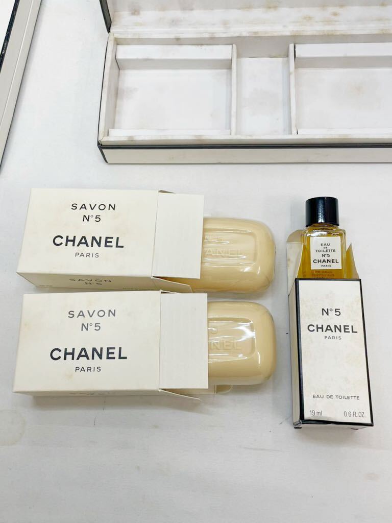 KT0410 CHANEL/シャネル 化粧品 4点セット 香水 石鹸 N°5/N°19 サヴォン オードトワレ 未使用保管品_画像10