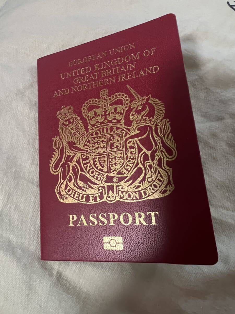 未使用 激レア MI6 UK イギリスパスポート(映画撮影用小道具) 大英帝国旅券帳 イギリス軍の画像1