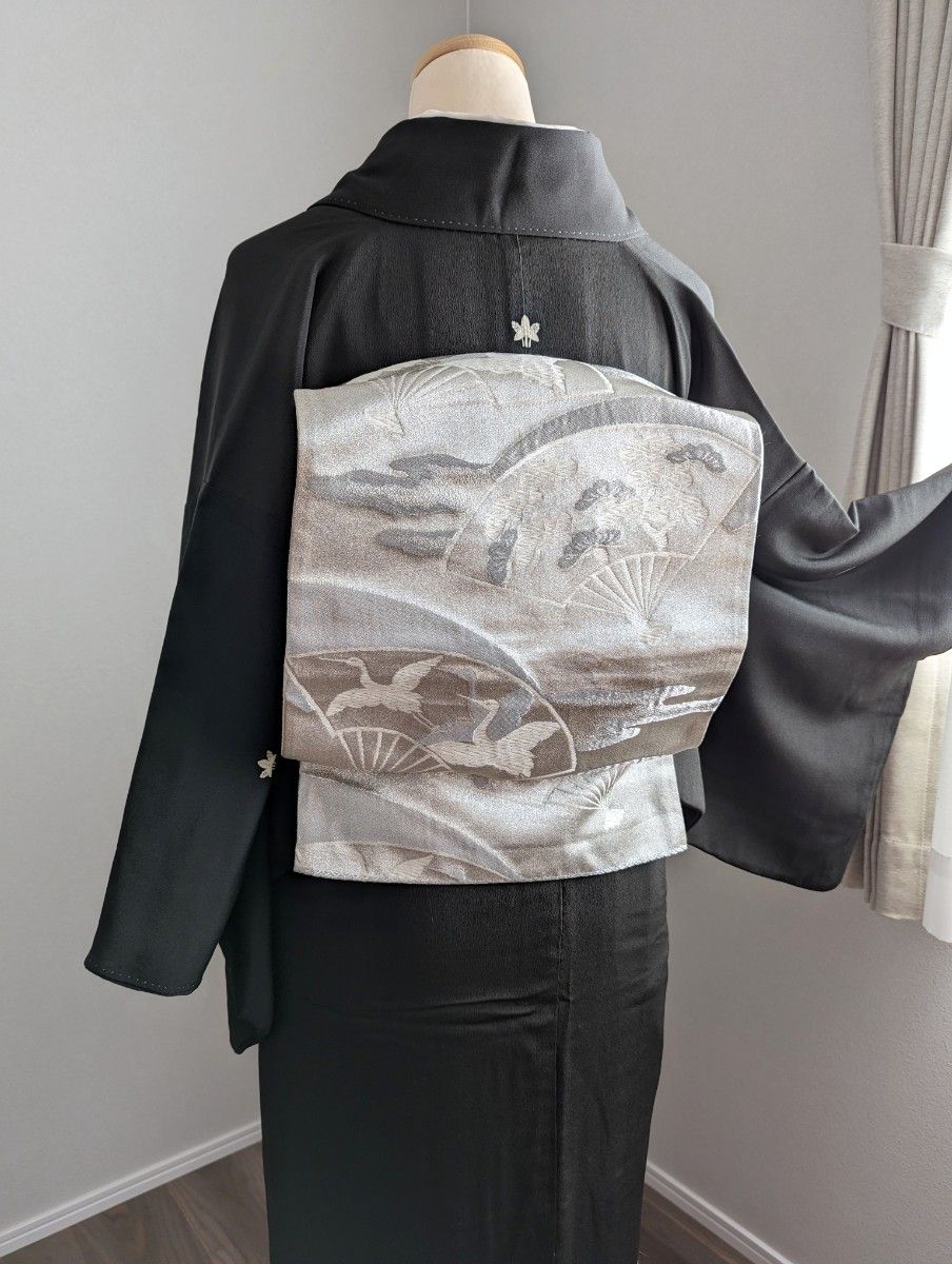 【袷】黒留袖 袋帯２点セット 身丈155.5裄63 五つ紋 金彩 刺繍 松葉模様