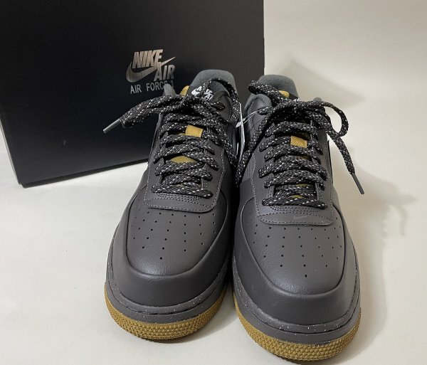 黒タグ付 新品 国内正規品 定価16,500円 NIKE AIR FORCE 1 '07 LV8 FB8877-200 ナイキ エアフォース 1 ワン 07 LV8 スニーカー US13 31cmの画像6