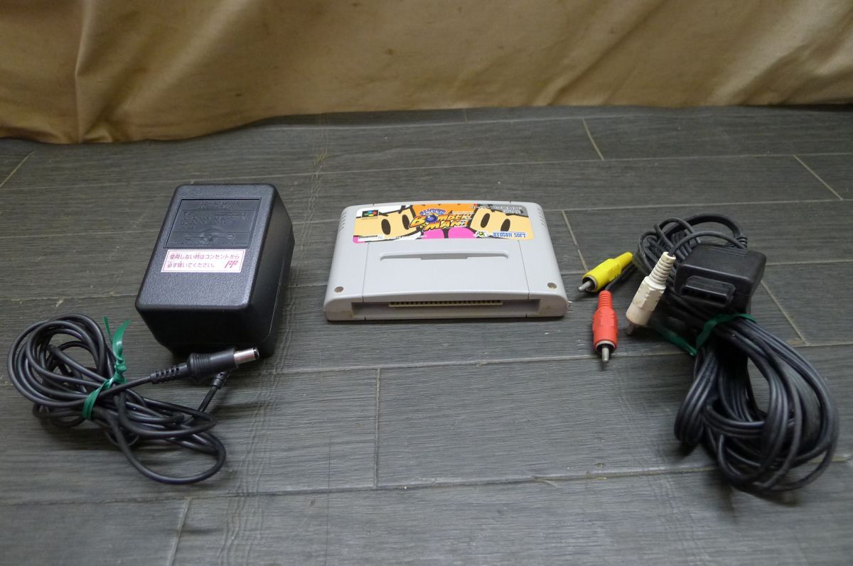 CC1057 Nintendo スーパーファミコン 本体 SHVC-001,スーパーマルチタップ ボンバーマンソフト1点 コントローラ SHVC-005 2点, 他 SFC/100の画像9