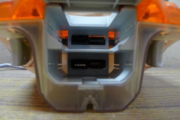 DD567 SEGA セガ [Dreamcast コントローラ HKT-7700] オレンジ系 ドリキャス DC 動作確認済 /60