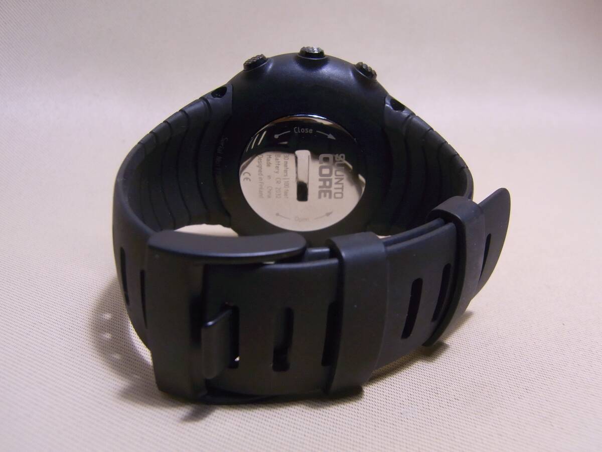 ■美品■ SUUNTO CORE ALL BLACK 高度/気圧/コンパス スント _画像5