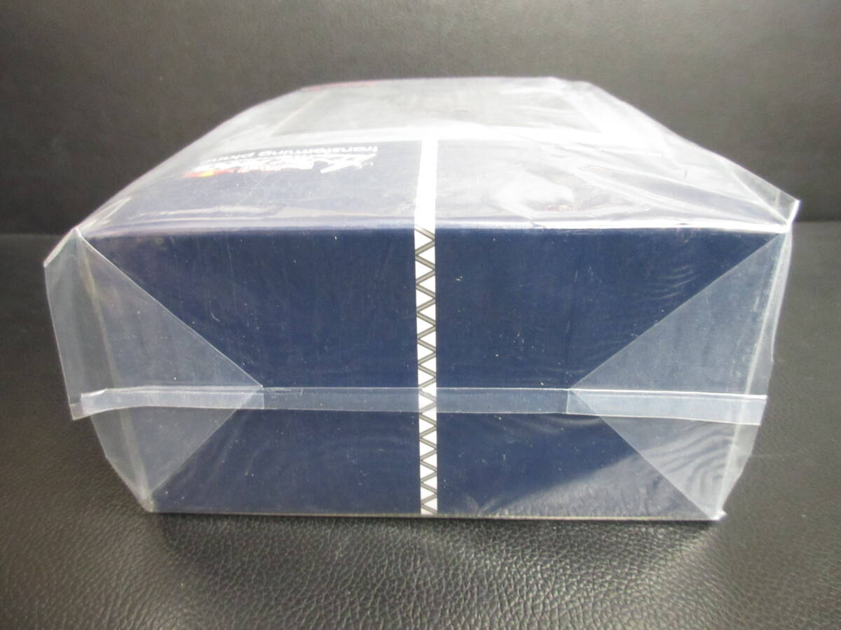 《玩具》新品 「レッドブル：トランスフォーミング プレーン」 未開封 Red Bull Air Race transforming Plane 変形フィギュア