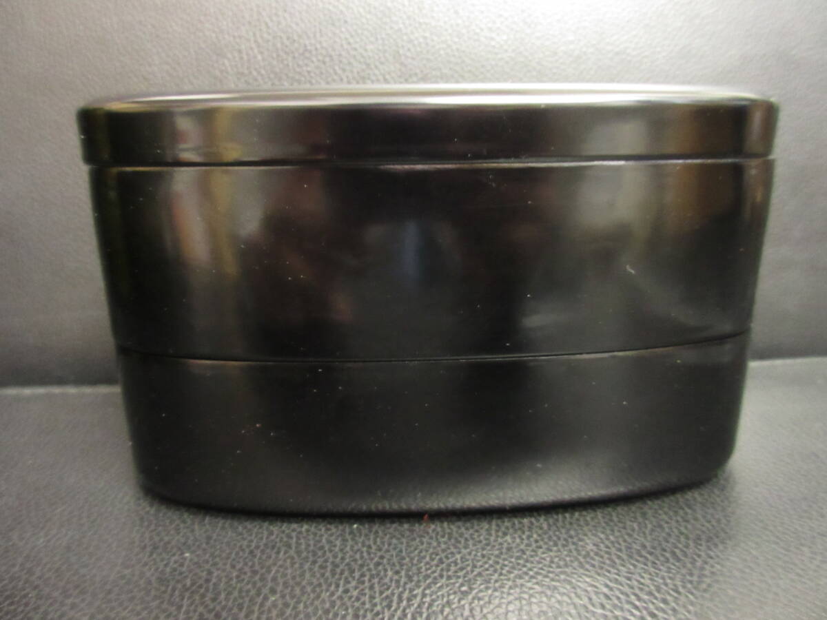 《食器》容器 「すみれ：2段 お弁当箱(2段重) 黒色」 高さ：約8.5cm・縦横：約10.1cm×15cm 和食器・重箱系の画像6