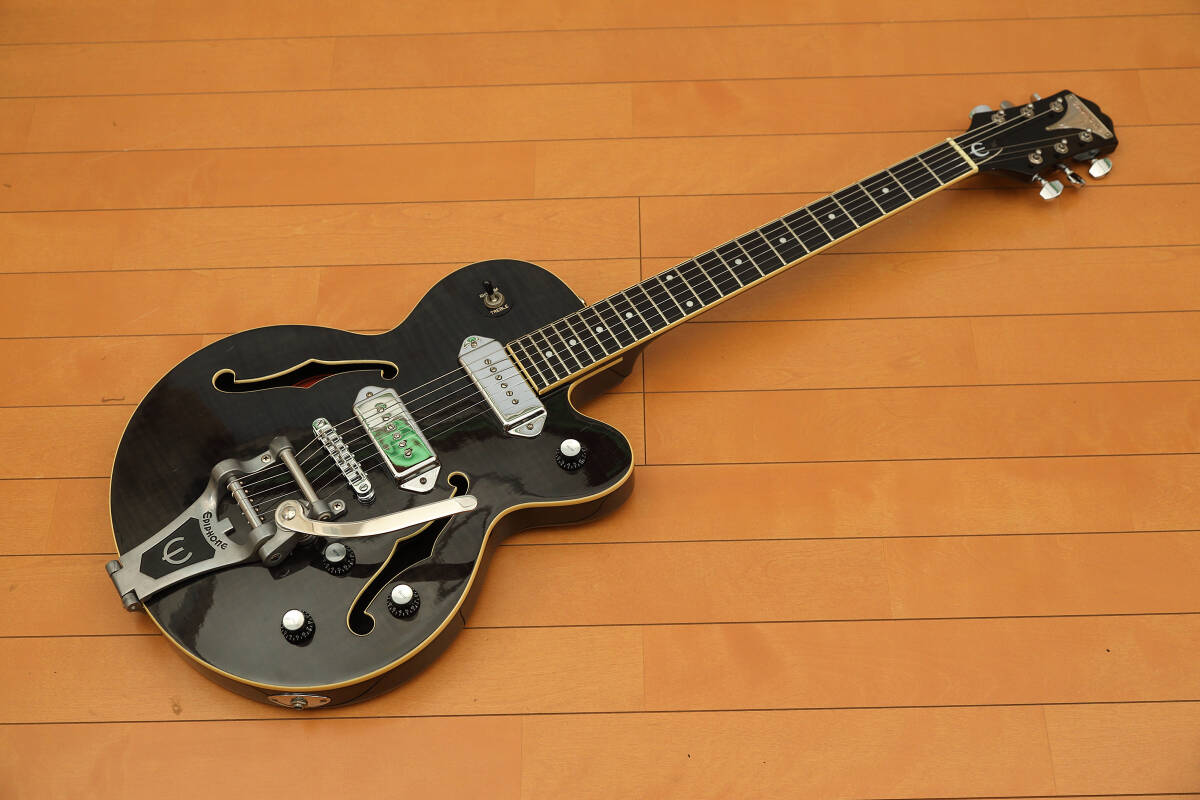 2002年製エボニー指板『Epiphone WILDKAT Trans Black 』中古美品です。_画像1