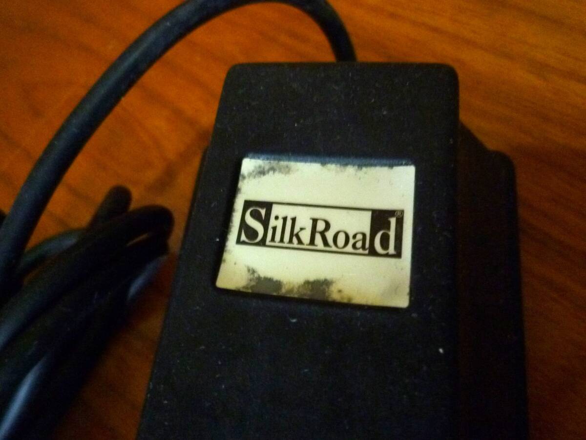 SilkRoad サスティンペダル 極性切替スイッチ付き 240304_画像2