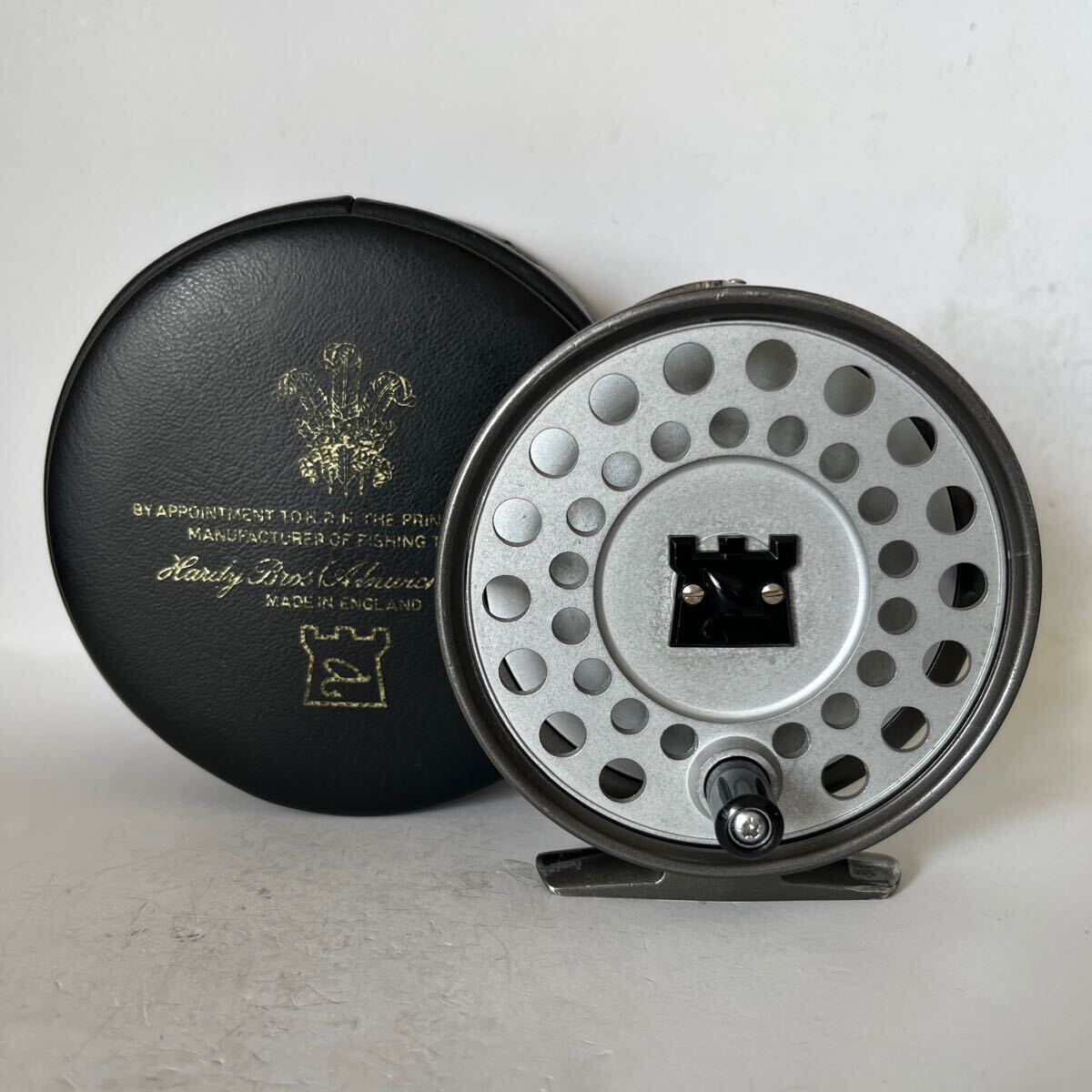 Vintage “The Viscount 140” Fly Fishing Reel Made by Hardy Bros Ltd England 純正ケース付の画像1